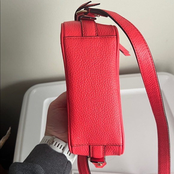 Kate Spade Mulberry Street Coral Pebble Leather Pyper Crossbody - Picture 3 of 7